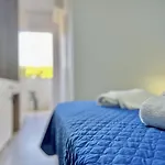 Hotel Old River 2*