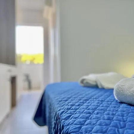 Szálloda Old River 2*